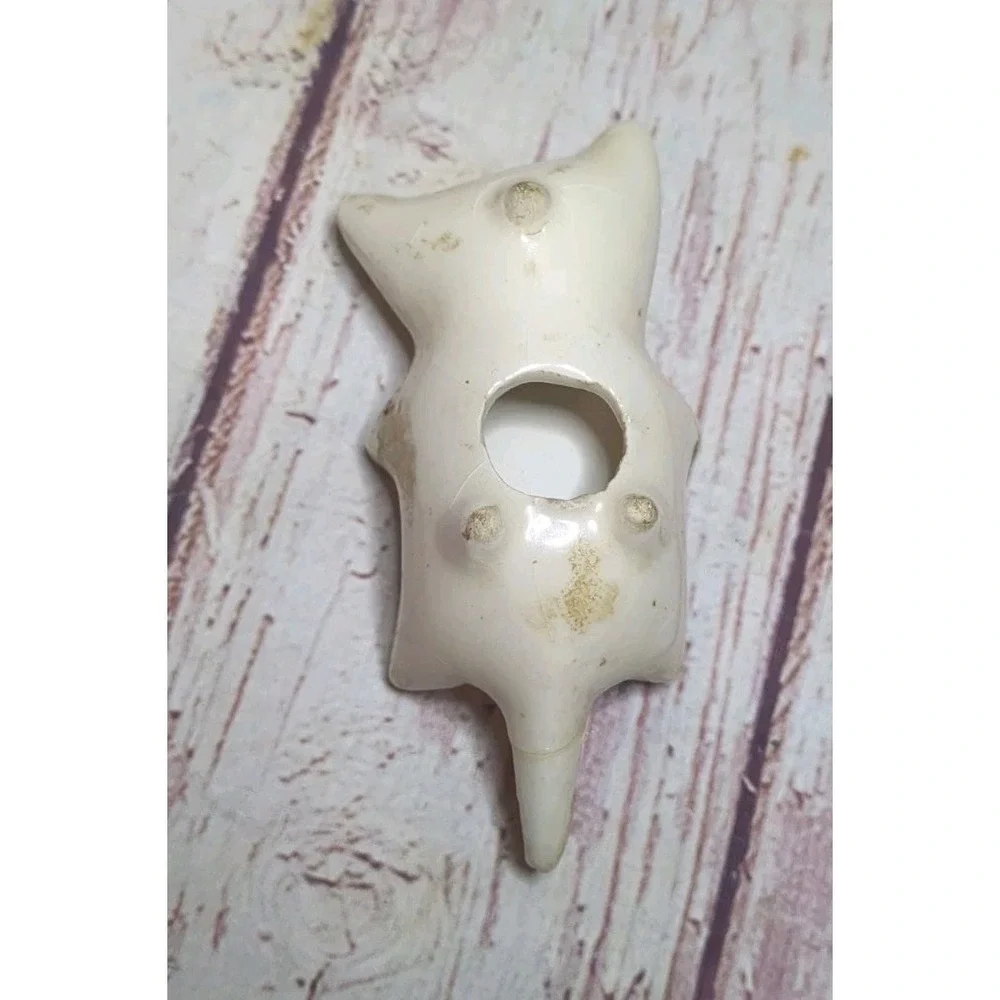 Vintage Gum Parker Ceramic Kitty Cat Figurine Kitsch White Brown Circa 60s